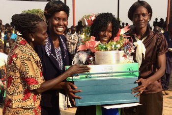 Formation professionnelle - Distribution de kits d&#039;outillage